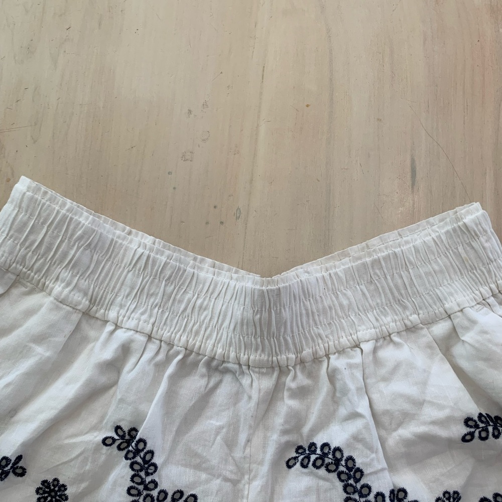 EUC • JCREW Embroidered Summer Shorts - Picture 3 of 7